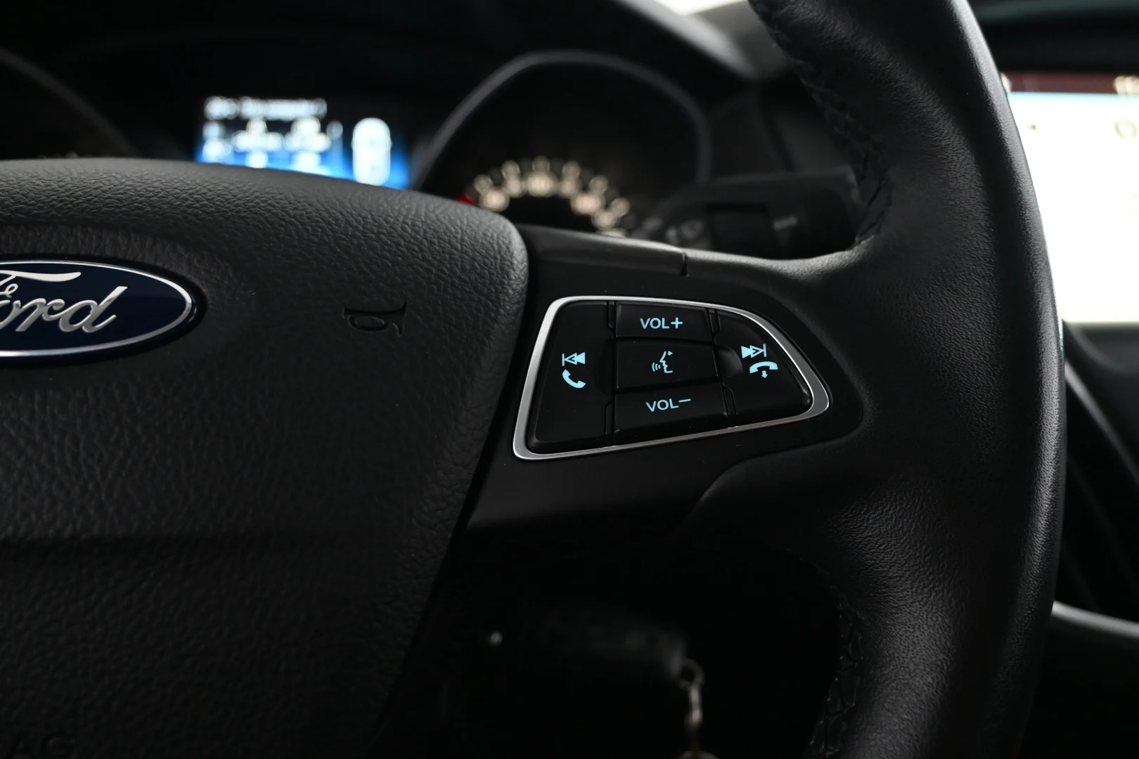 Car Image - 014q648F3KIzCJfE1QmoCh