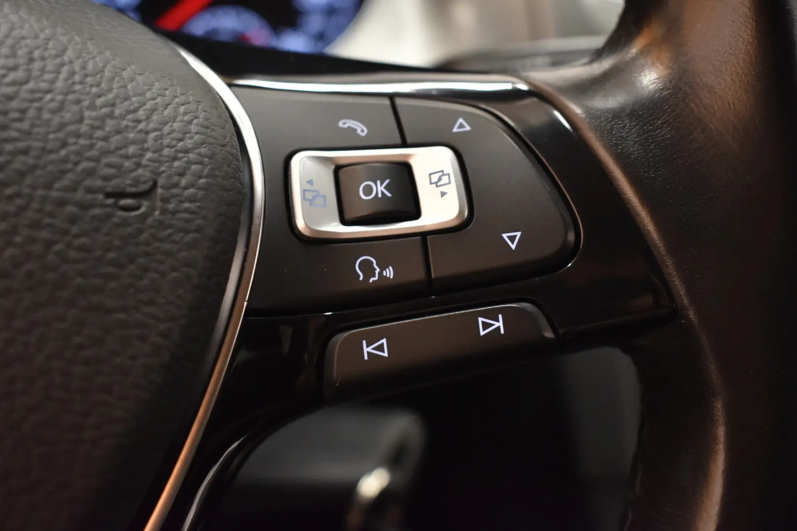 Car Image - 1HmW9OtK8XGtyVK6OxjSyP