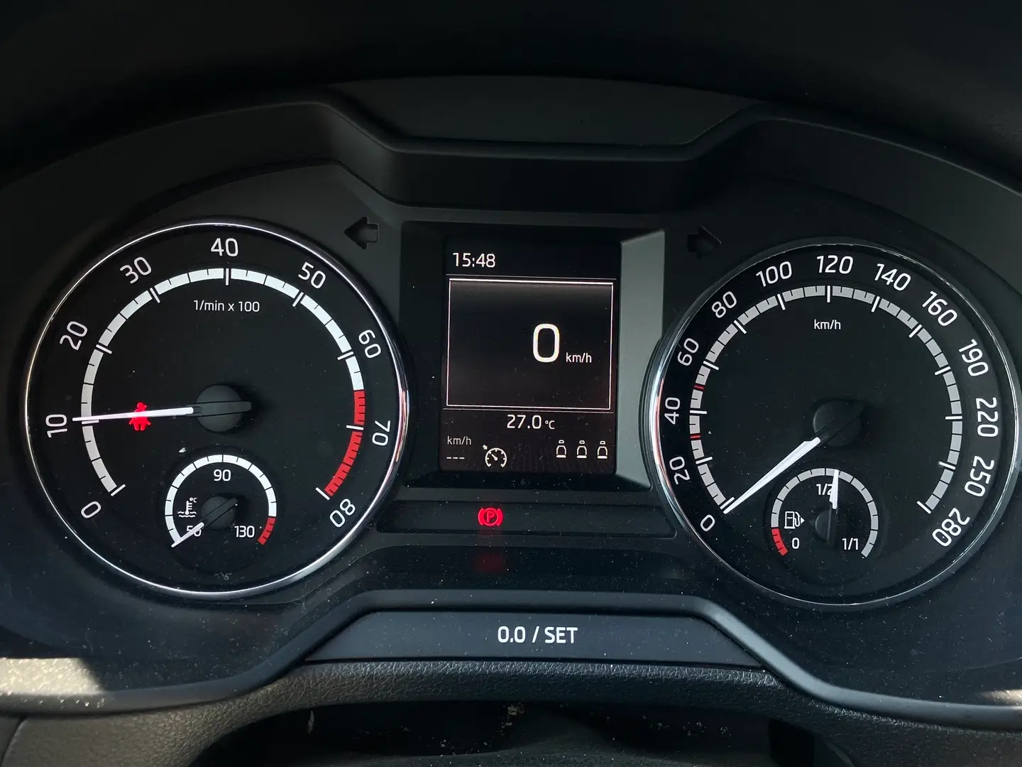 Car Image - 5E58hkcFVLXXMlonbmXA0n