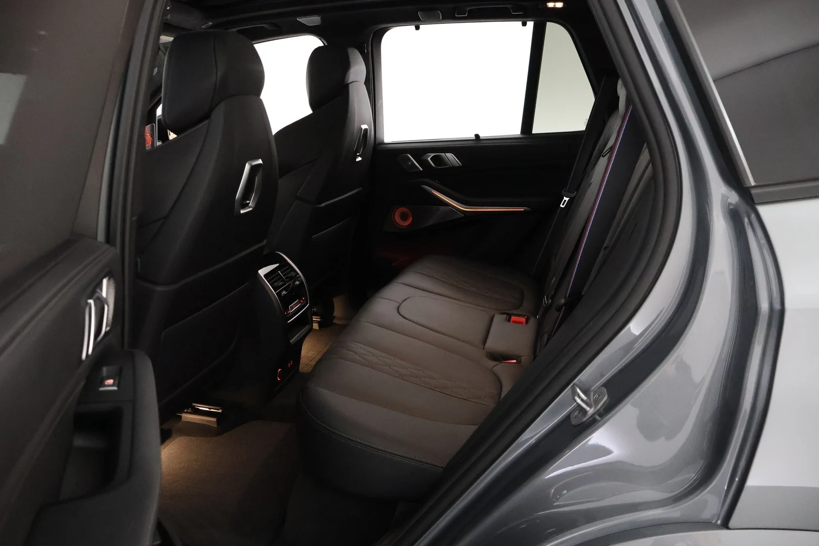Car Image - 6x5N7sm4fYYlNSYci49FNc