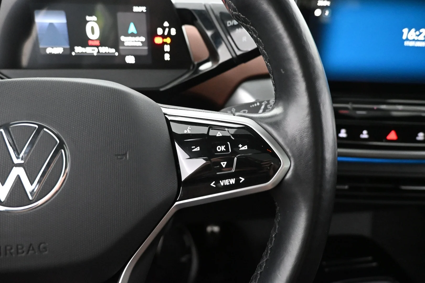 Car Image - 4LIhS2L6Dzq2pR3vtVBjqT