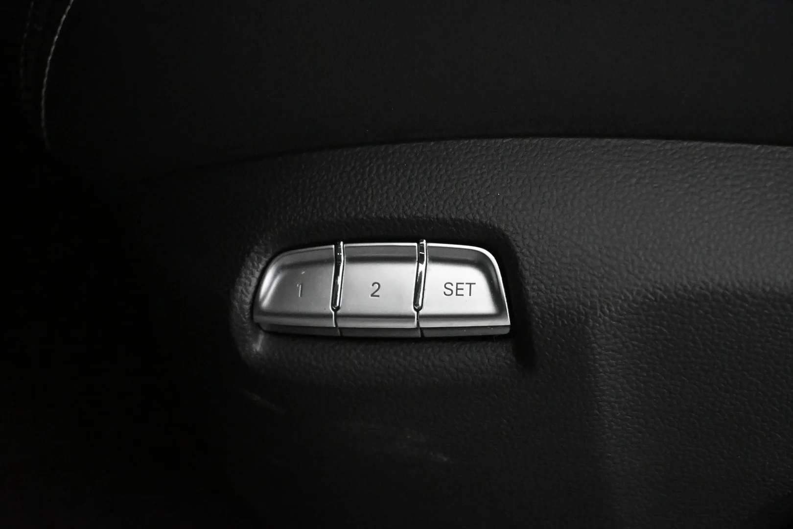 Car Image - 69LJomiea3AnIrCIJp3LnQ