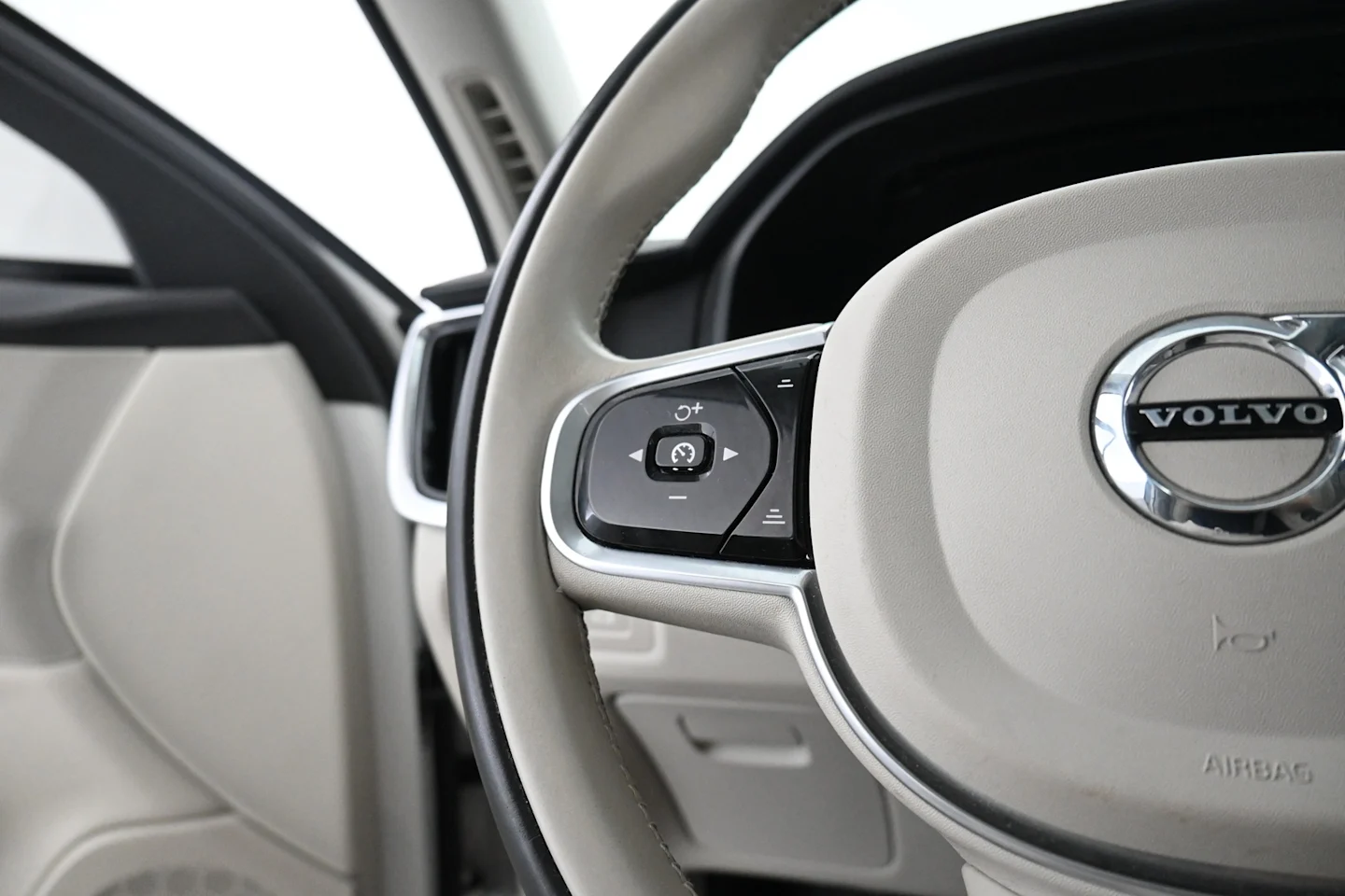 Car Image - 7q259ihz14H1UPdQYlR67M