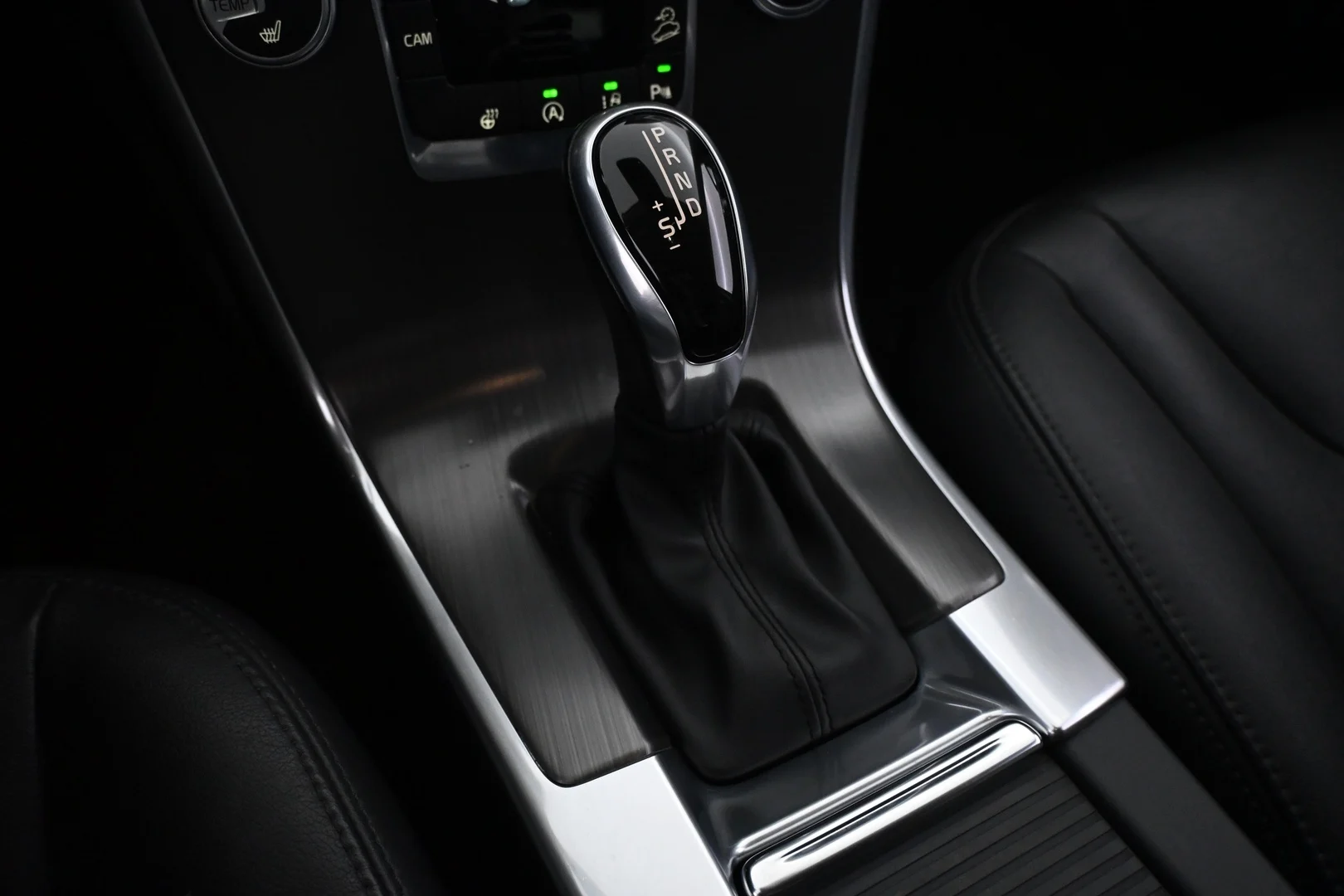 Car Image - 7upItpT9DBhj8LJSraA9XY