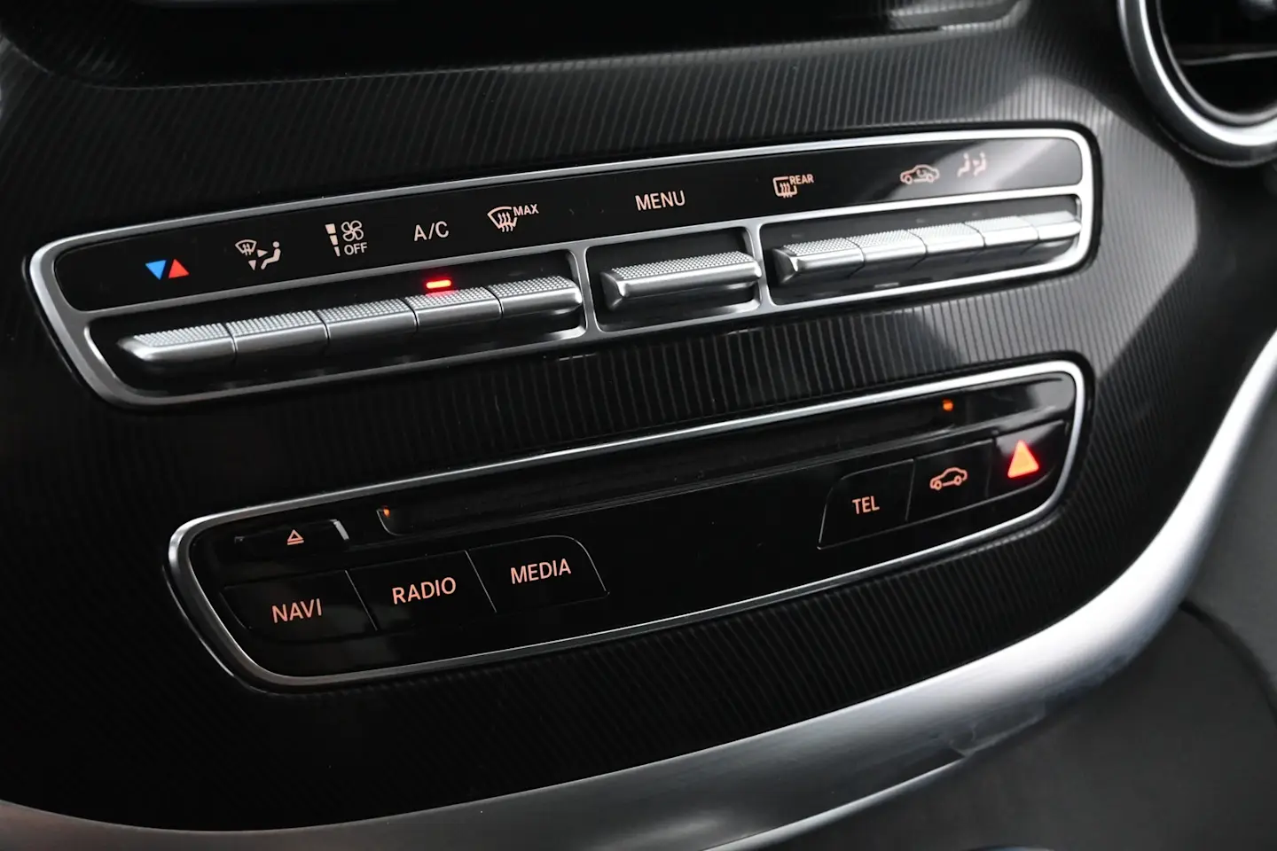 Car Image - 3d4GOmoyK8Vd9OIsp1mowk