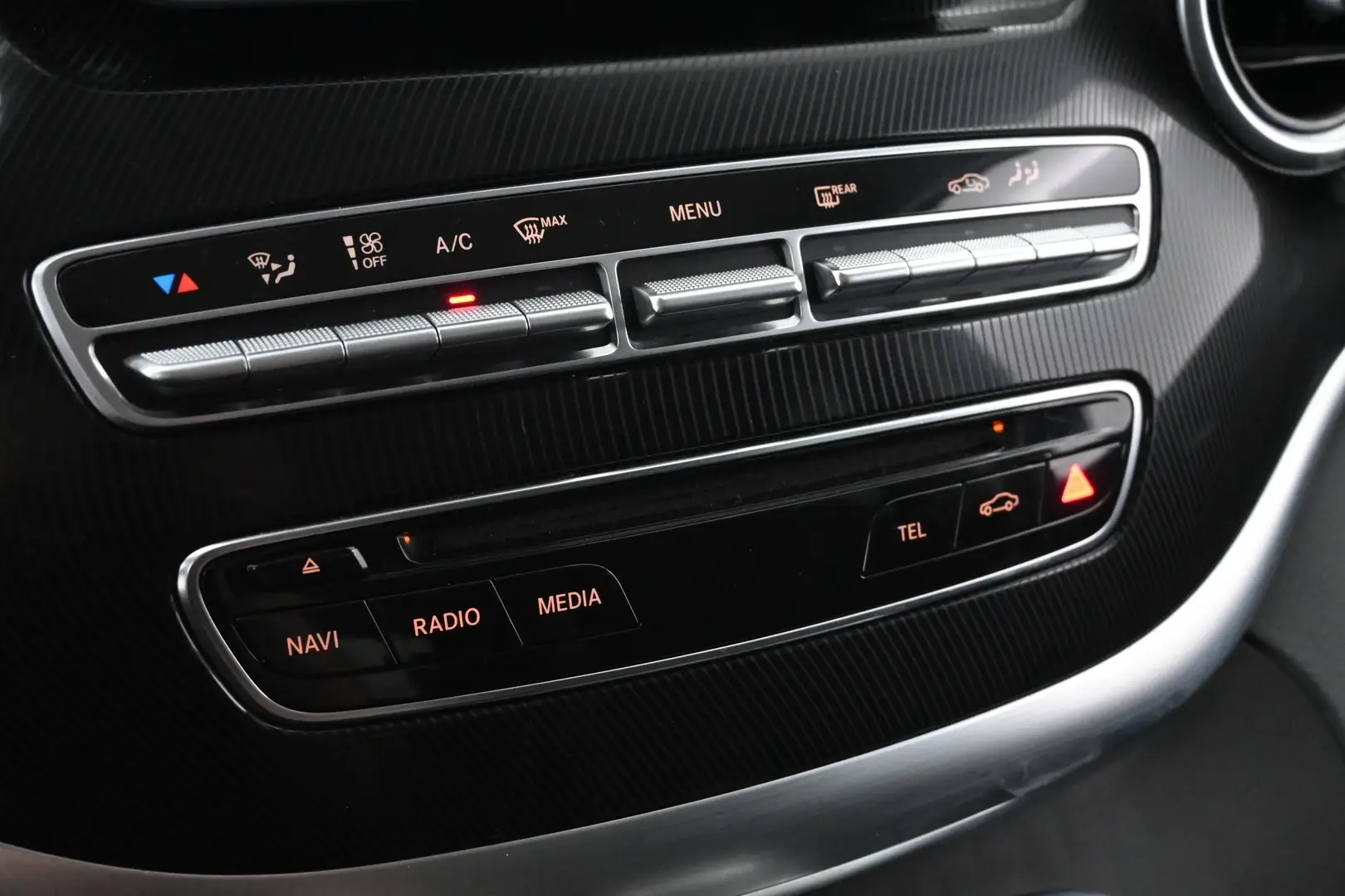 Car Image - 3d4GOmoyK8Vd9OIsp1mowk