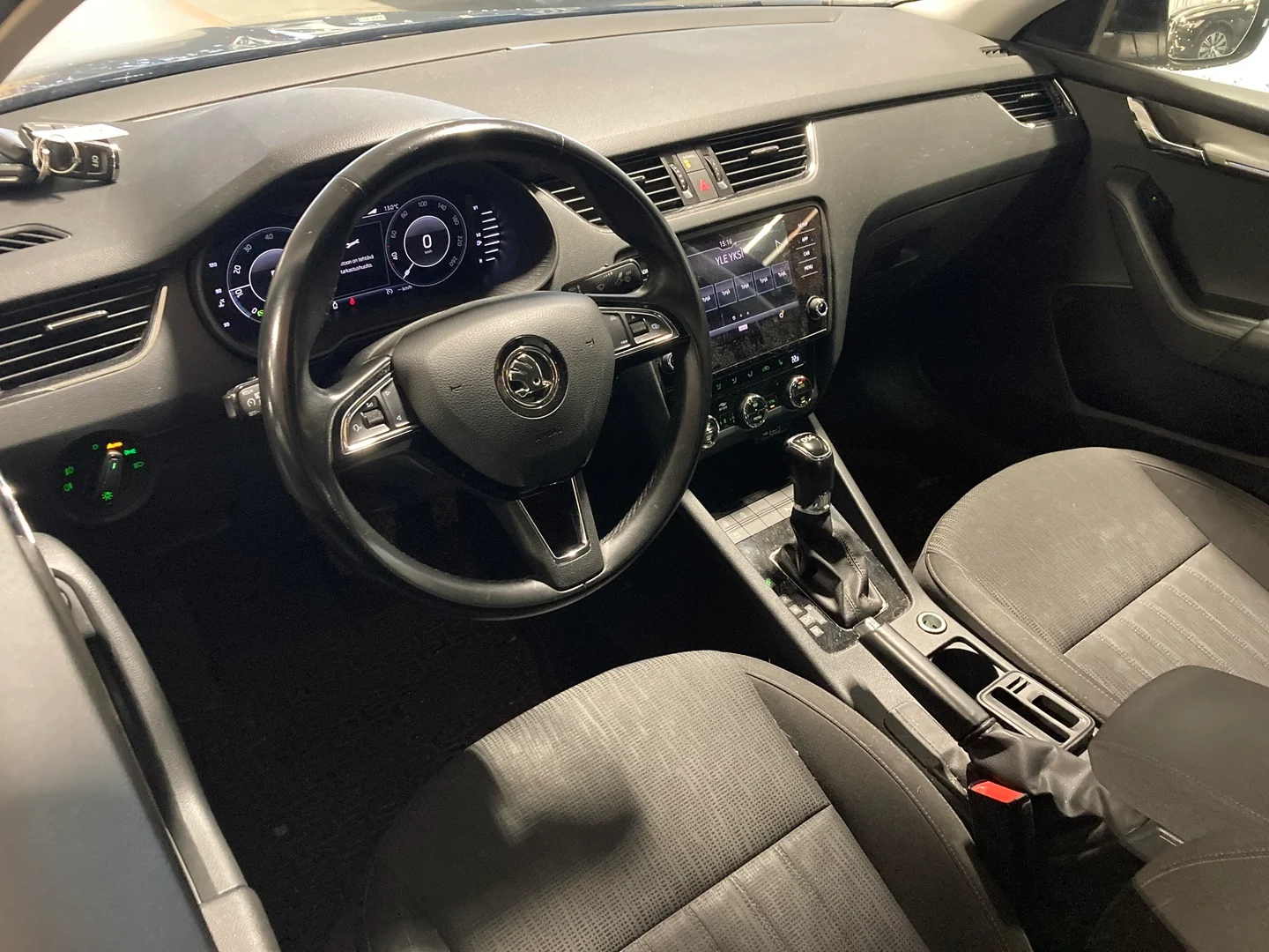 Car Image - 2Ac7ljbFoeNdFHqpml3swm