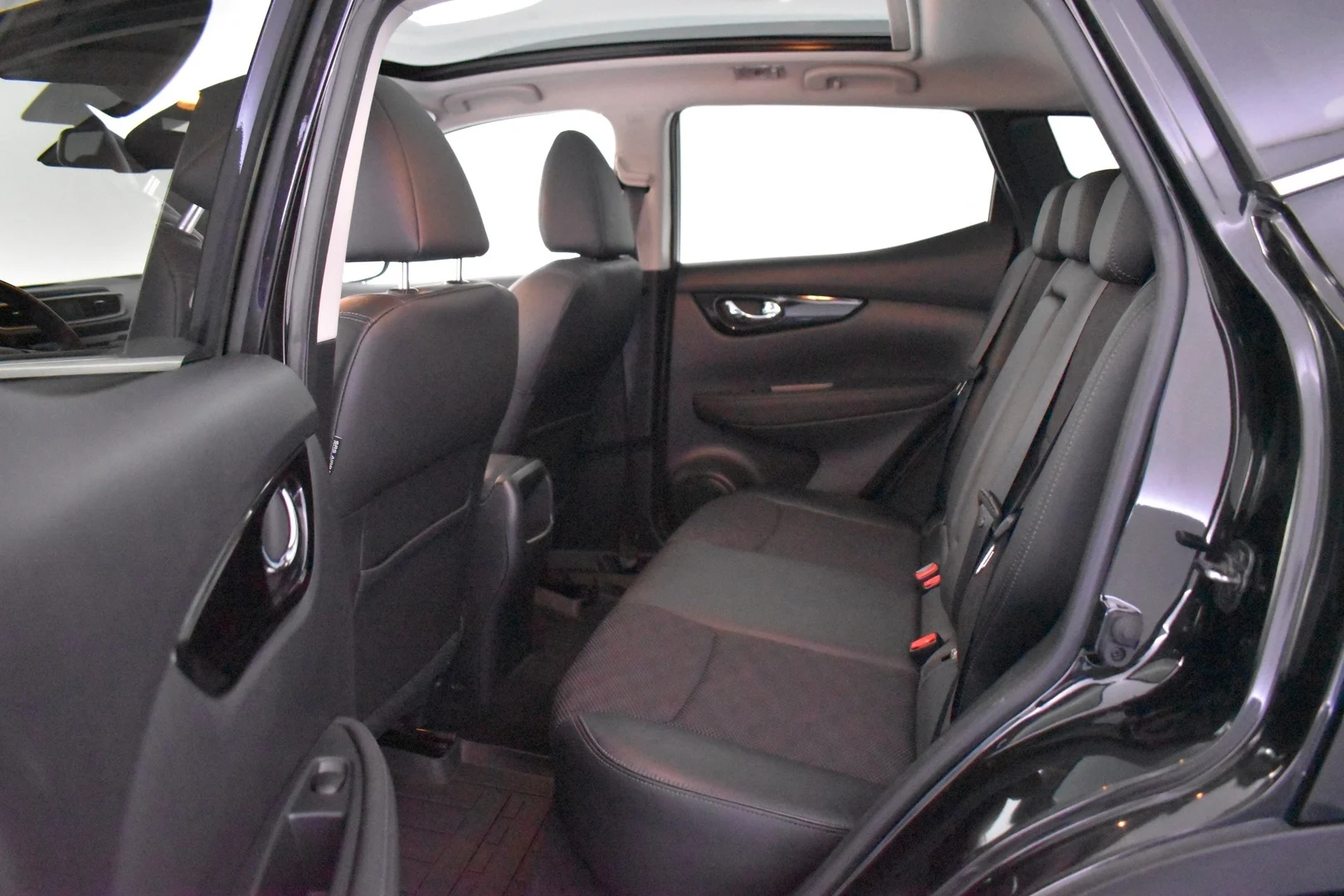 Car Image - 5jbmMnWBn3Kb5JBF1gReHj