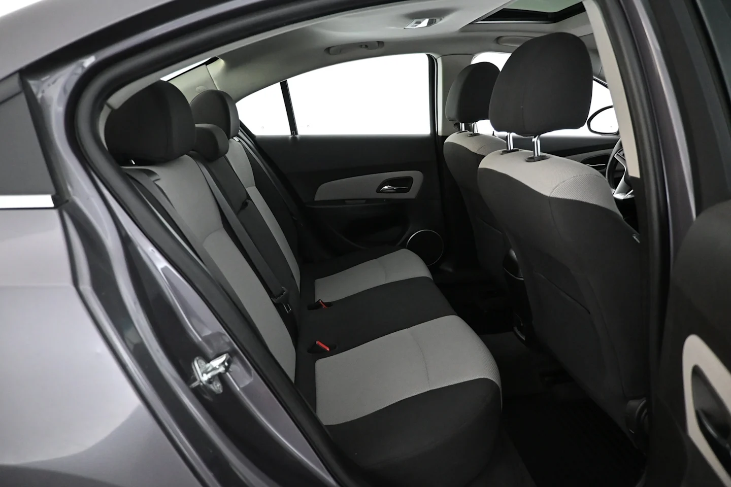 Car Image - 3k28J2OsPhugaIrLWHSPil