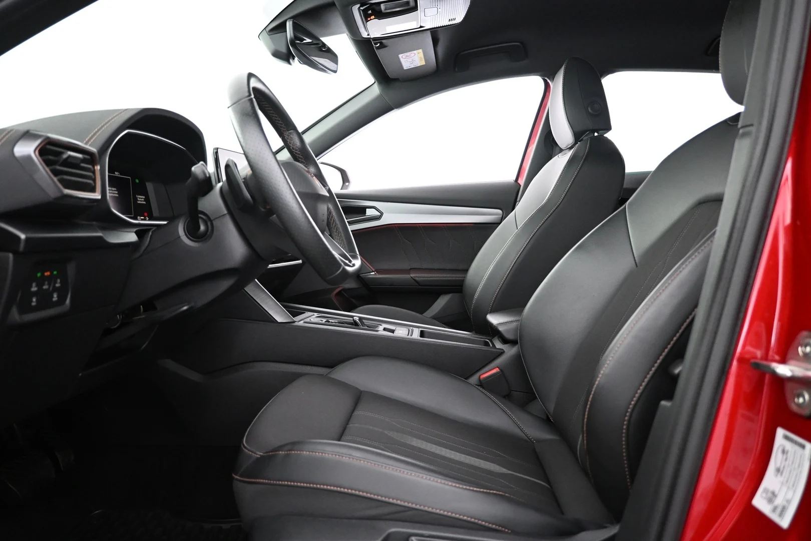 Car Image - 67wLpjT5SjaX3cGX462toi