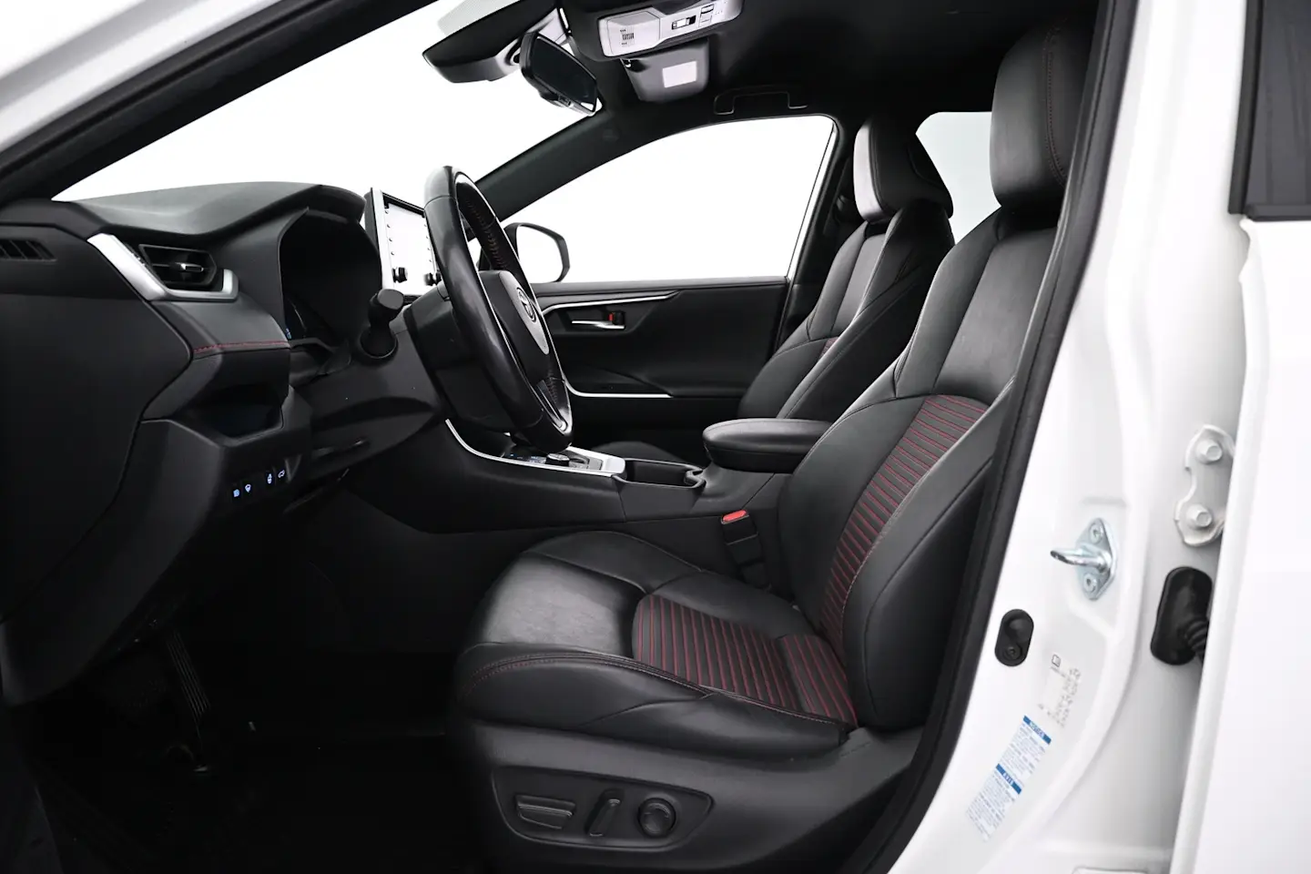 Car Image - 6XGfNjP38kYhVYduEGrIUu