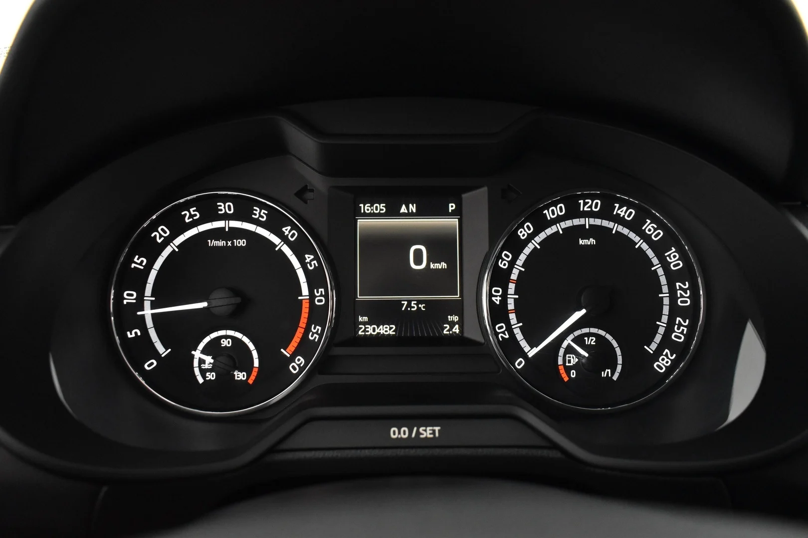 Car Image - Q1Jq1CgJvllS8f19PlcHT