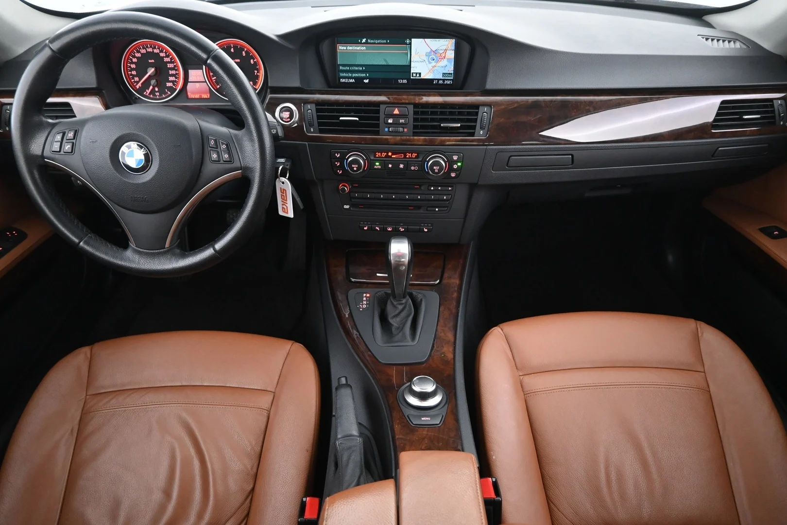 Car Image - 1lrD8tSGrzNWsRsUK5wNyy
