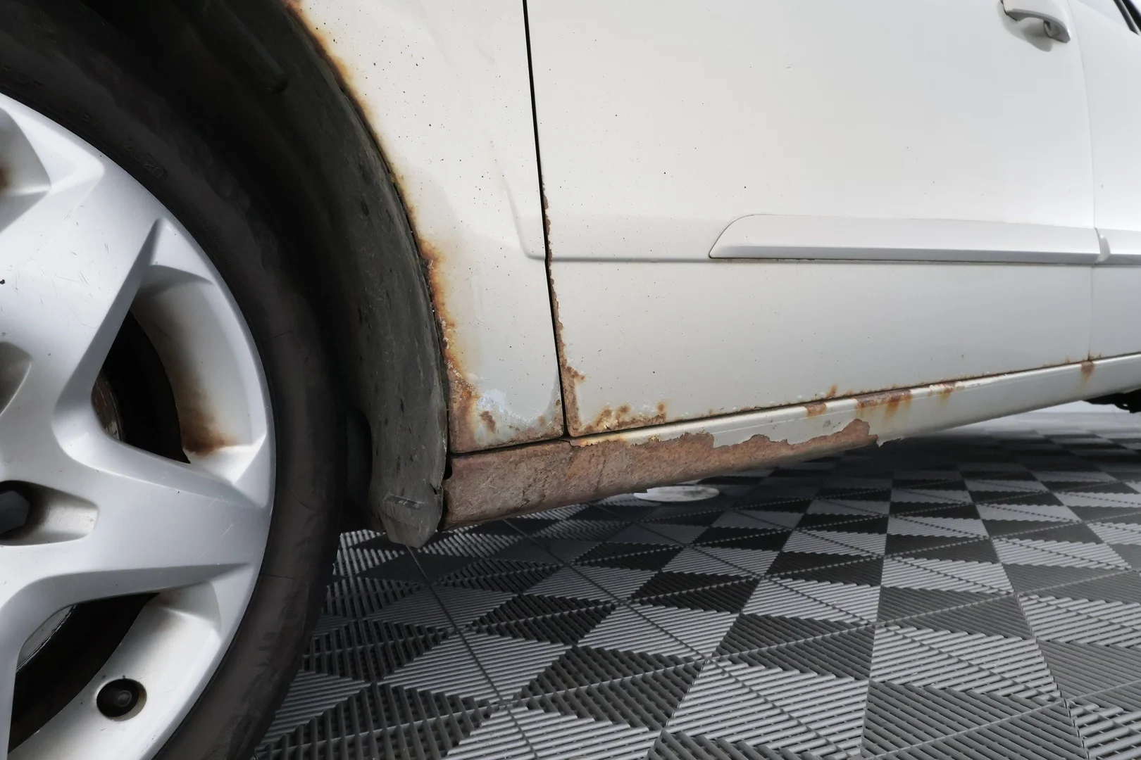 Car Image - 2GSQXNIHwD4QdjQYrNnKvY