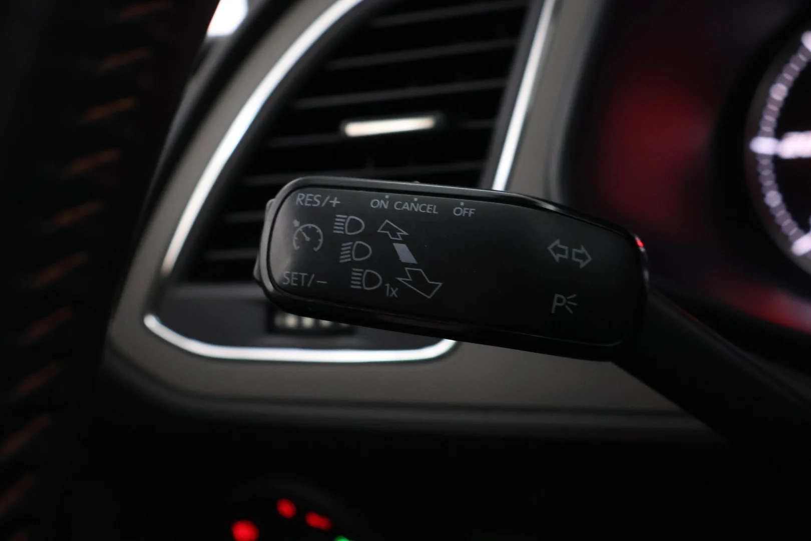 Car Image - 3JvRNM0f8IxuzcFXhfNFA1