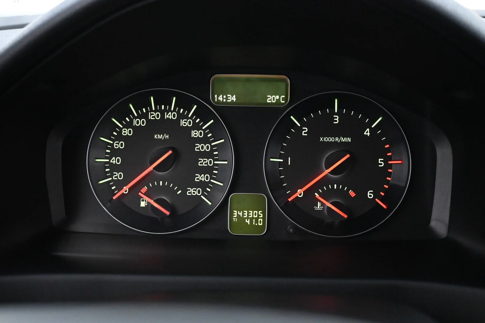 Car Image - 5ZmqDlVEinHcZxbF5yCEvc