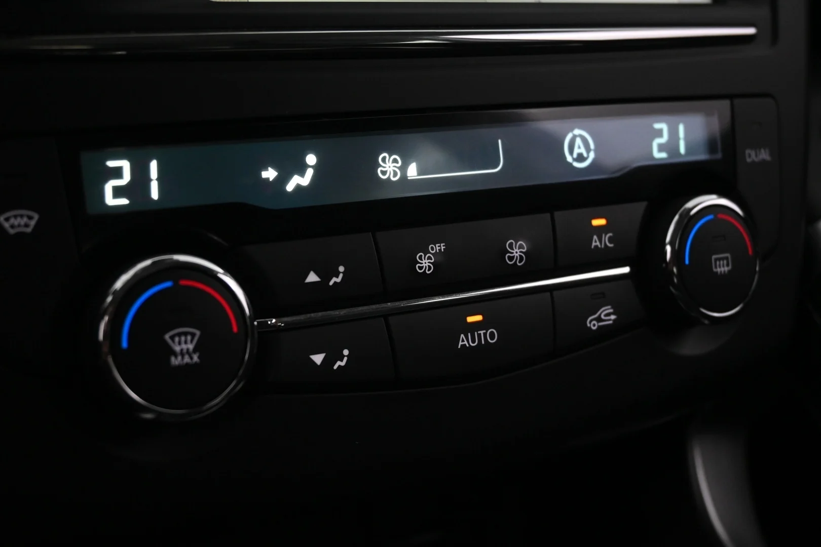 Car Image - 46jN0kBdXzrwwAGIuE90i0