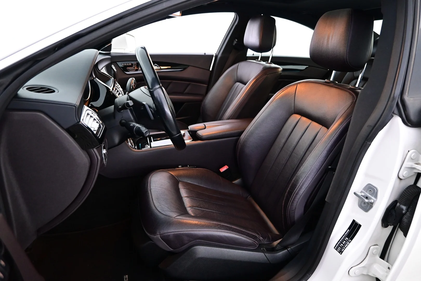 Car Image - 6b0WX662ddtRV9rFNVVjTb