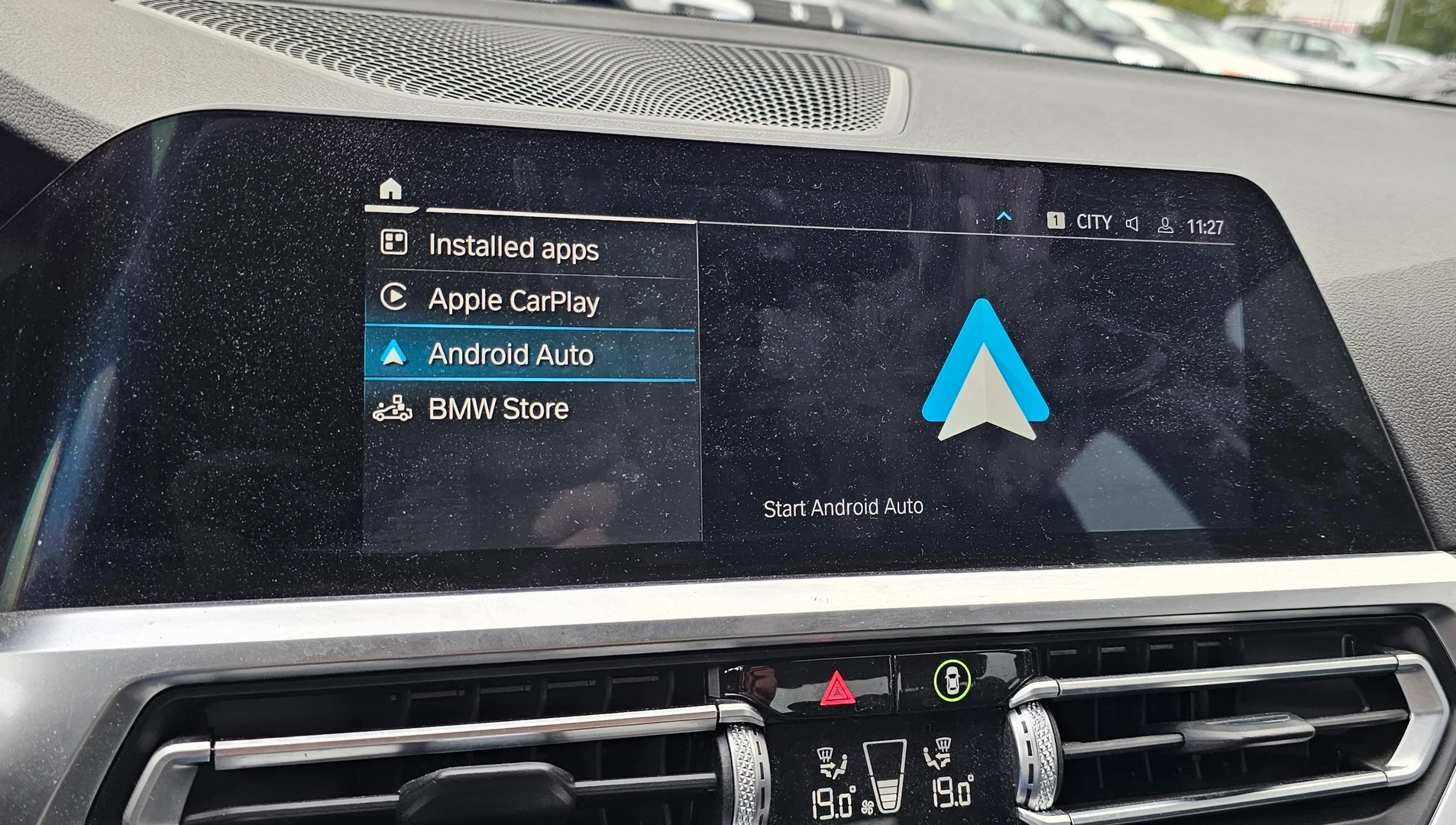 Car Image - 3SjOL3FjpsKpUmUN1dXtdU