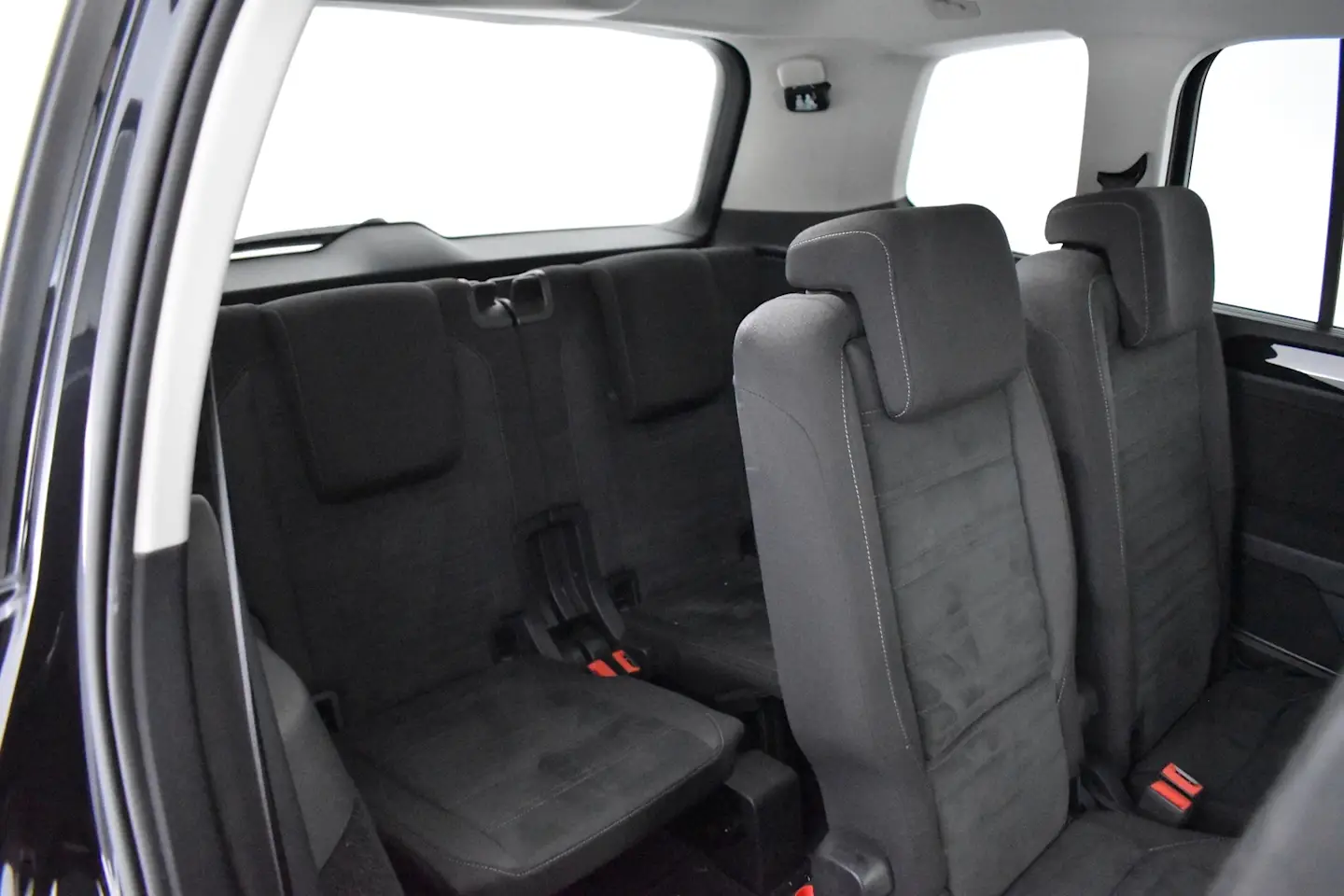 Car Image - 2YJWTf0rpwVoiyKmxI0NEu