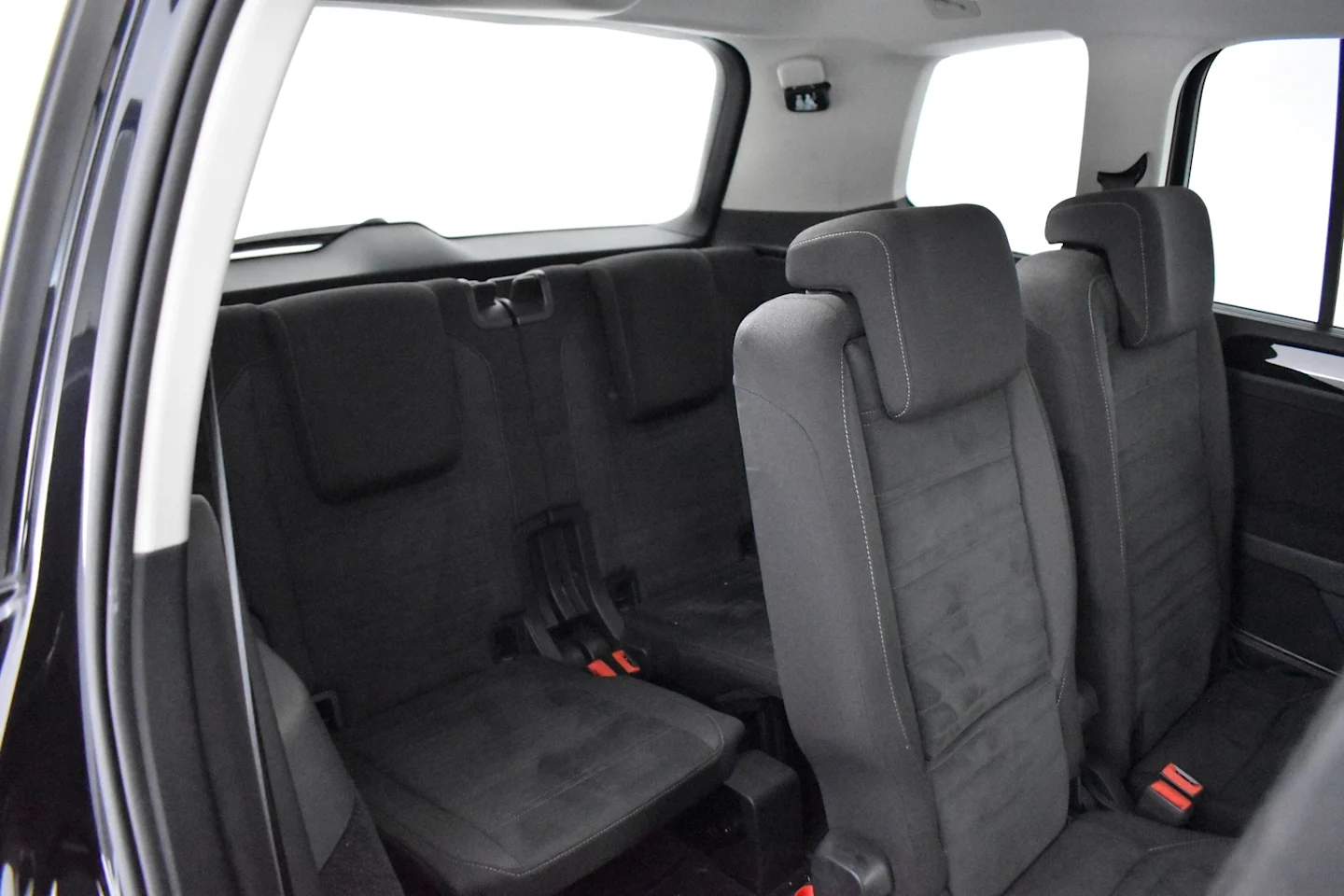 Car Image - 2YJWTf0rpwVoiyKmxI0NEu