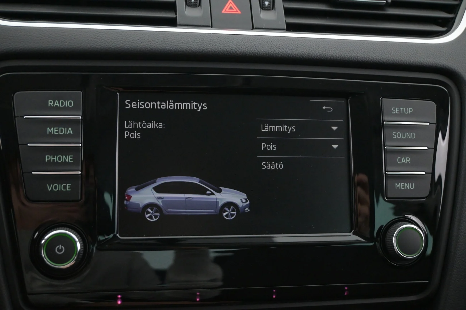 Car Image - 1rSiDcLSTNHVlCr4YYGnd0