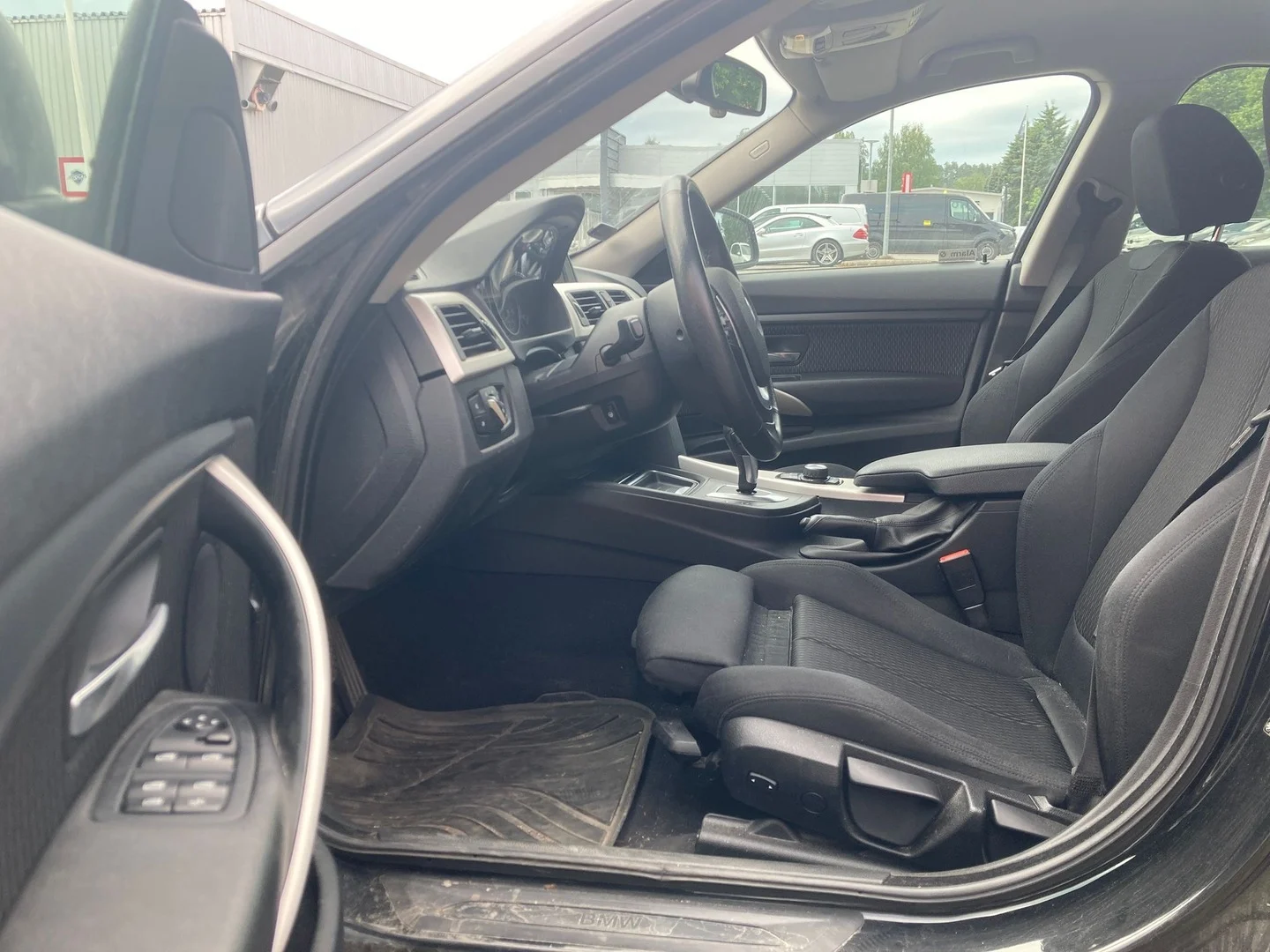 Car Image - 5rWIcQyFnaKQBCxH7nz7rU