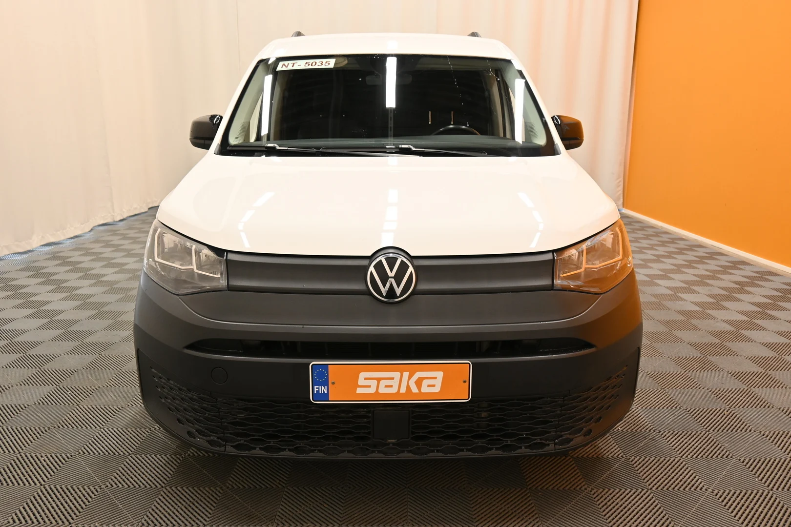 Car Image - 4bge9r5Kj4zUXN42pVDnAE