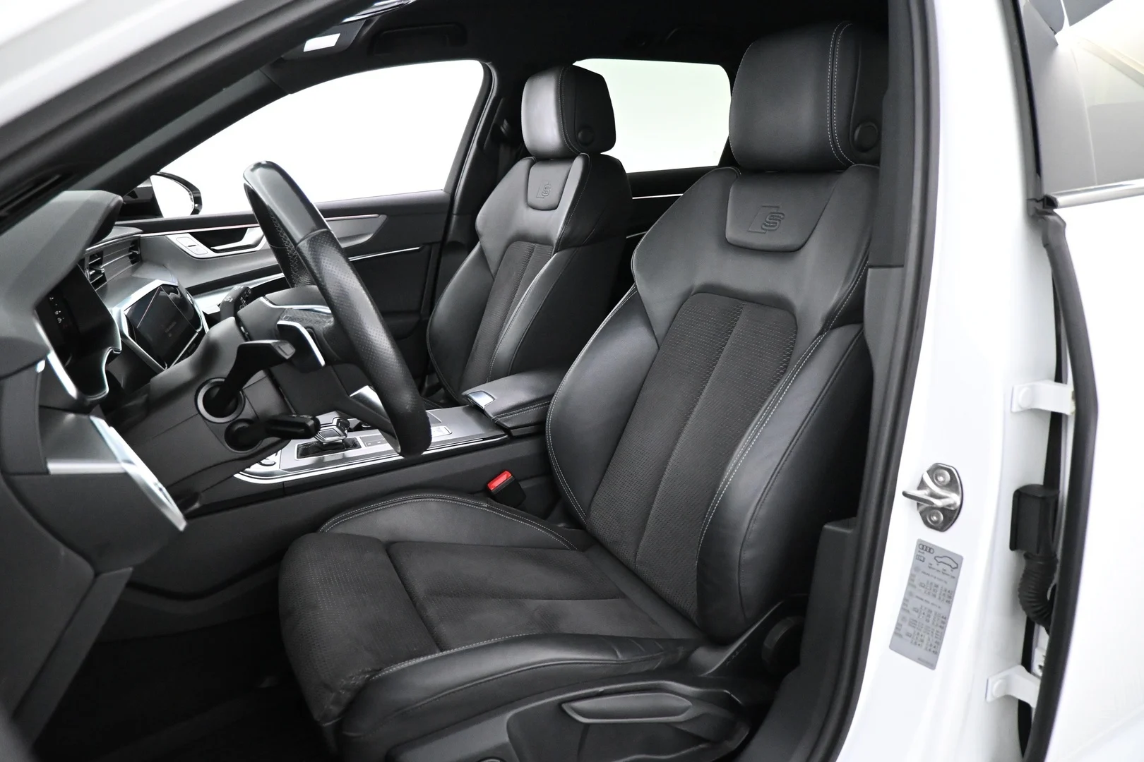 Car Image - bqN8AGN3DuU7epNjdEEwB