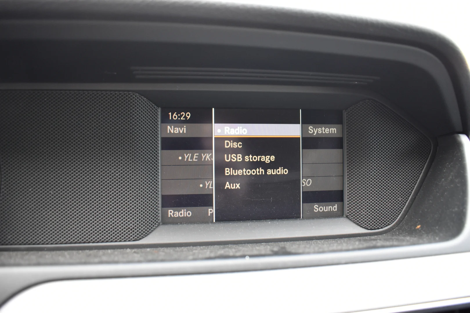 Car Image - 4YP1gz5QBRbk7joZT4xSlS