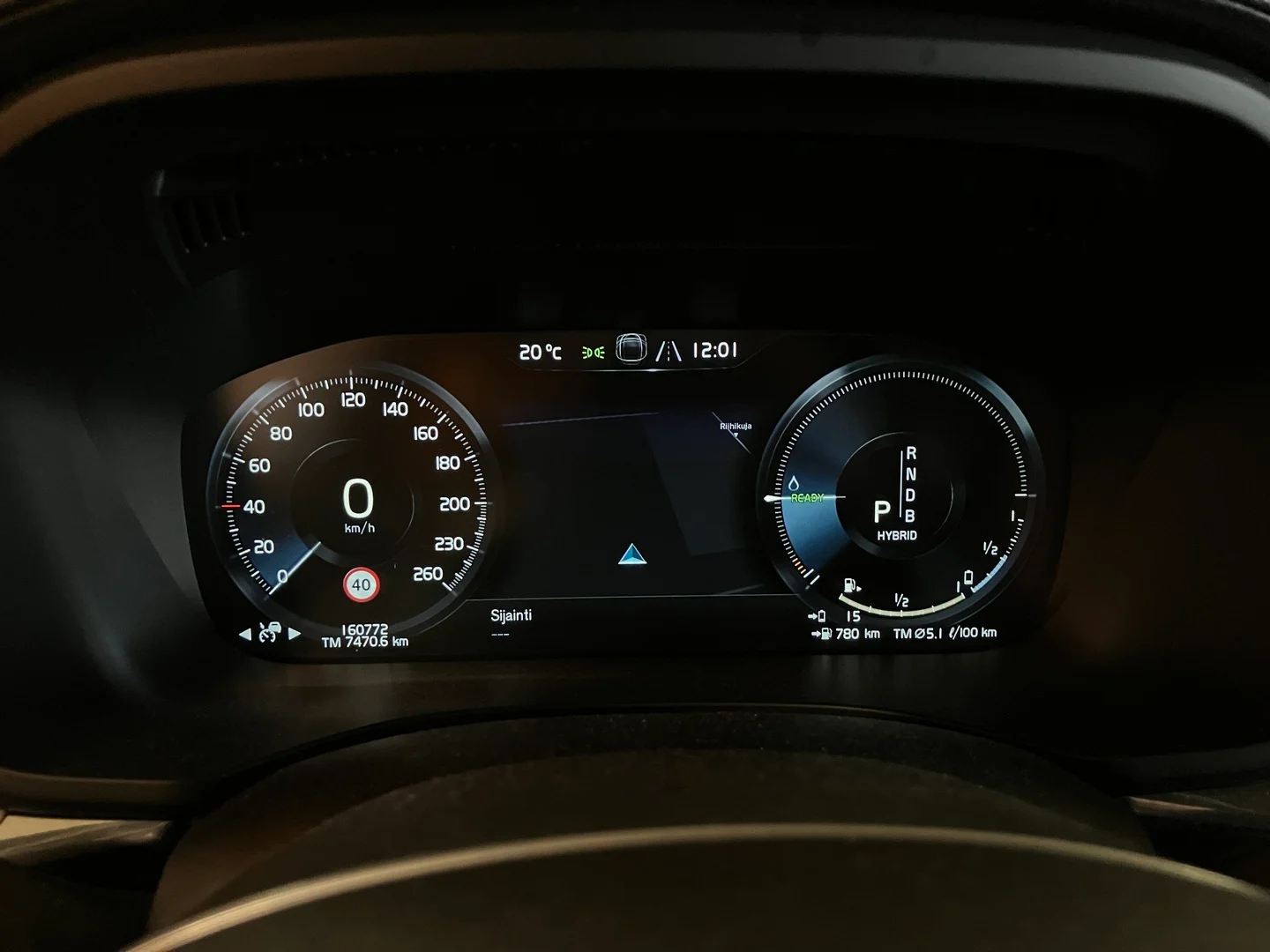 Car Image - 73nZIVg9RRHExzNzz0pv4E