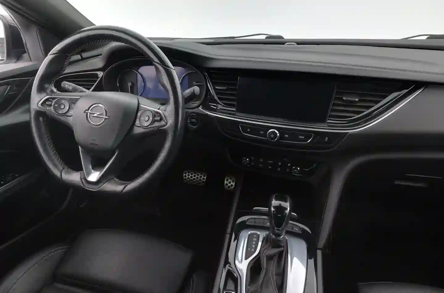 Car Image - 6dk0MuAzFNFlMV9CZBypjh