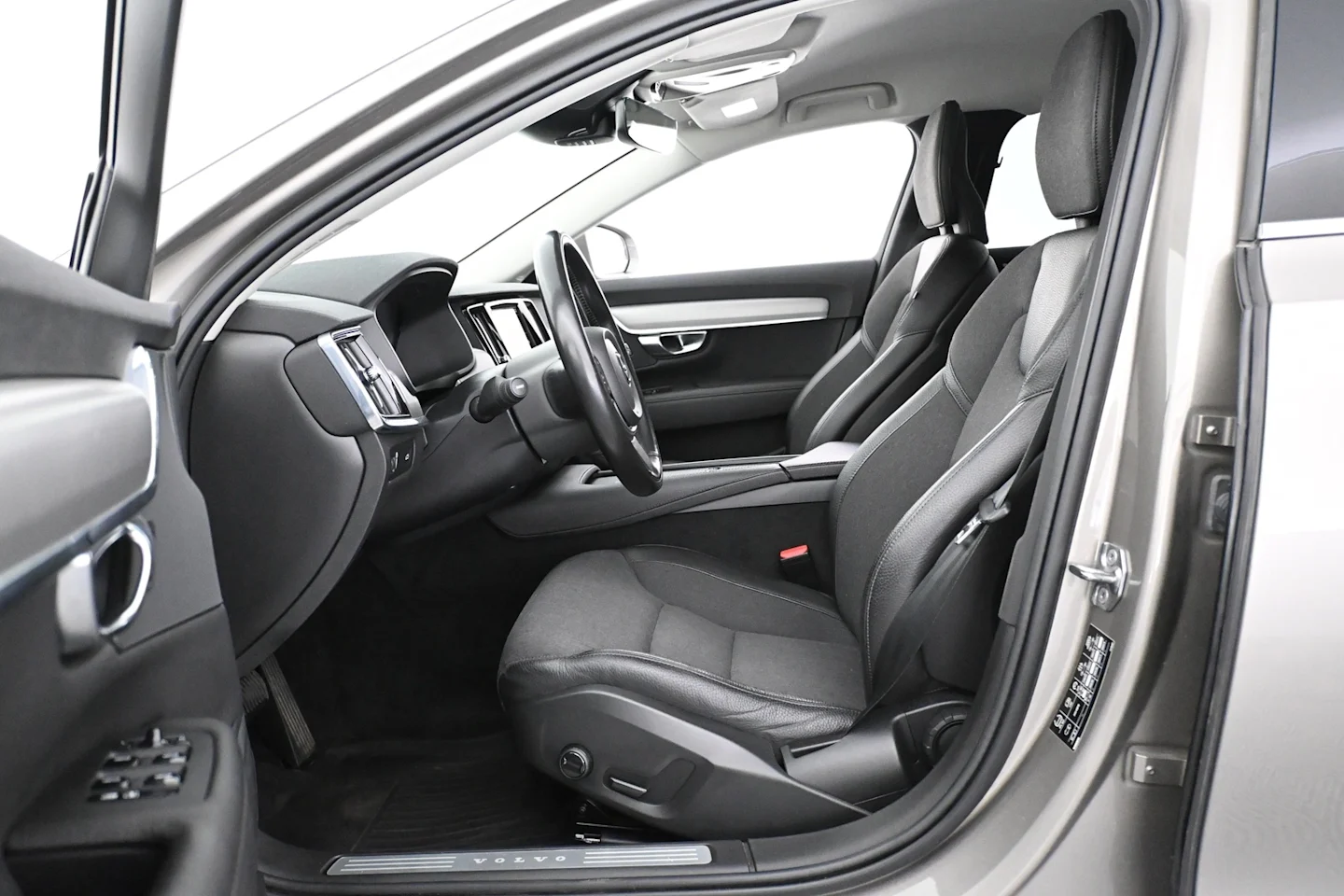 Car Image - 7Mua9KHQ6uQL3Akk81ITWf