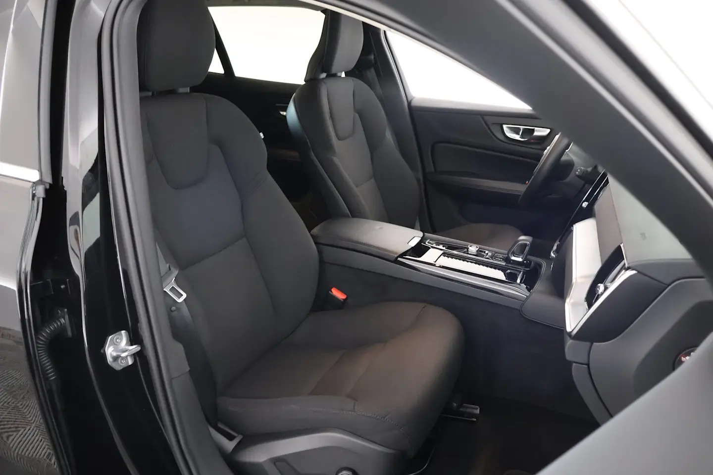 Car Image - 15hmdbm0guGGTWv96GkkPo