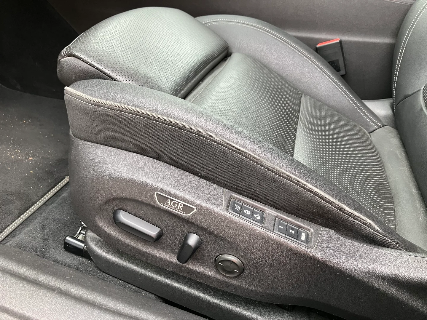 Car Image - 6MJZPX6hYf1m4eT5D9czAu