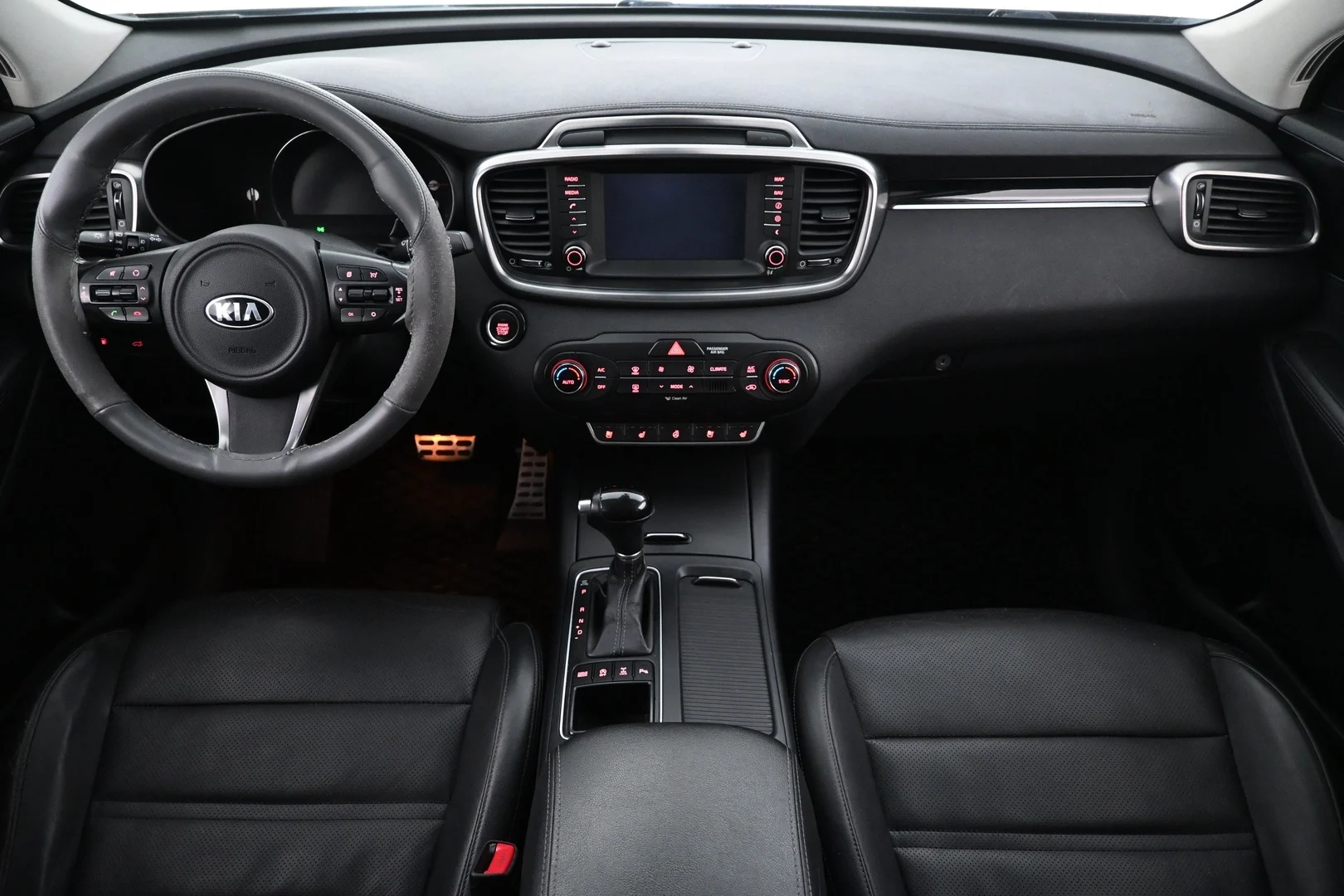 Car Image - 7aIsUShPyGPIqt3Cn77F68