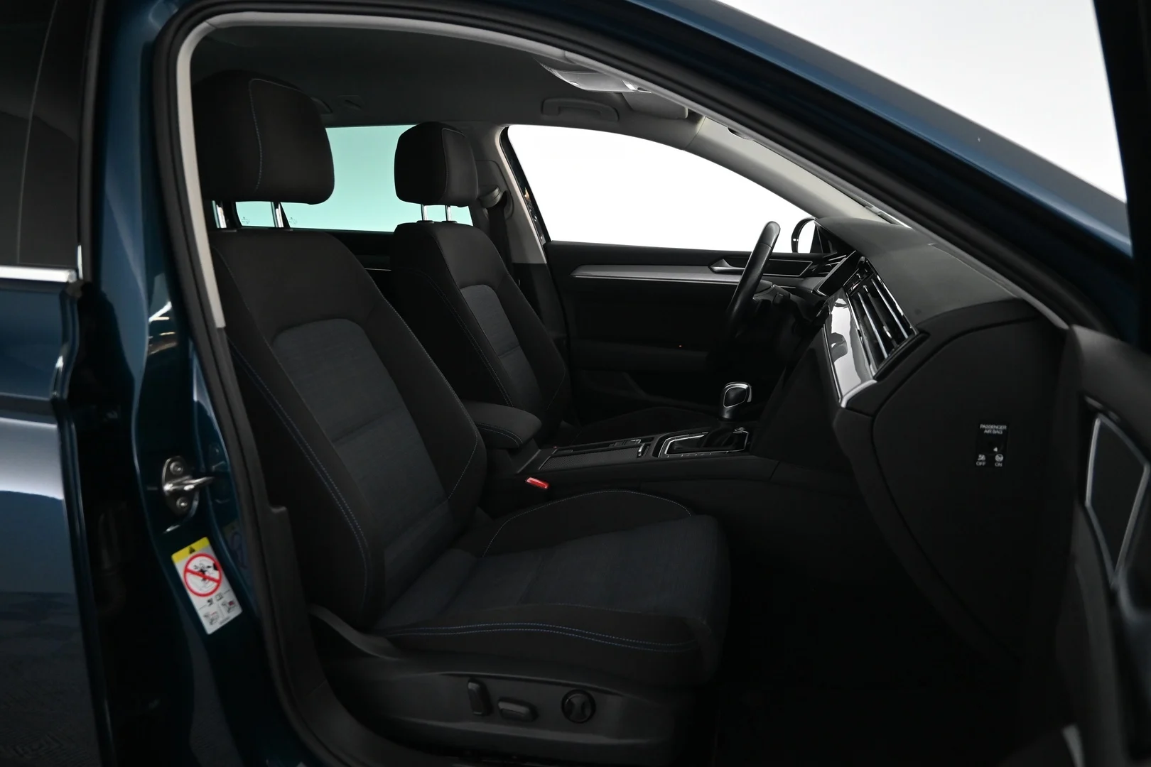Car Image - 44Cy5i6oENg8V20nZ5DVJJ