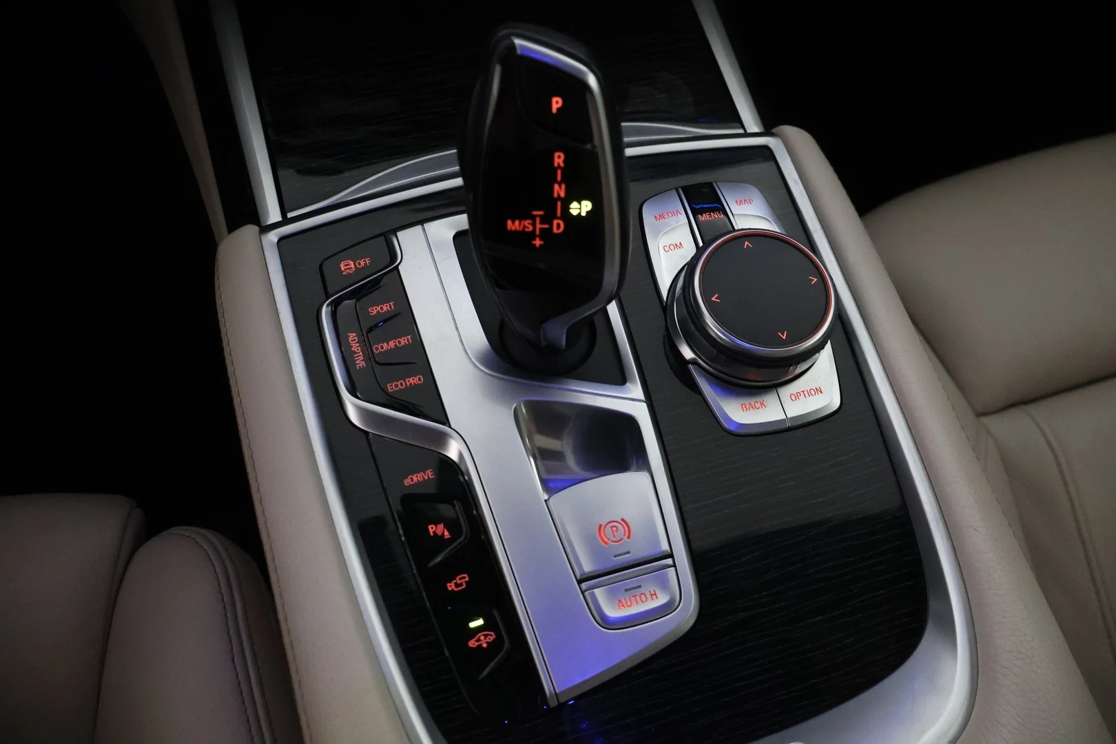 Car Image - 1QHtzGjWz9qRr7myJuM6tb