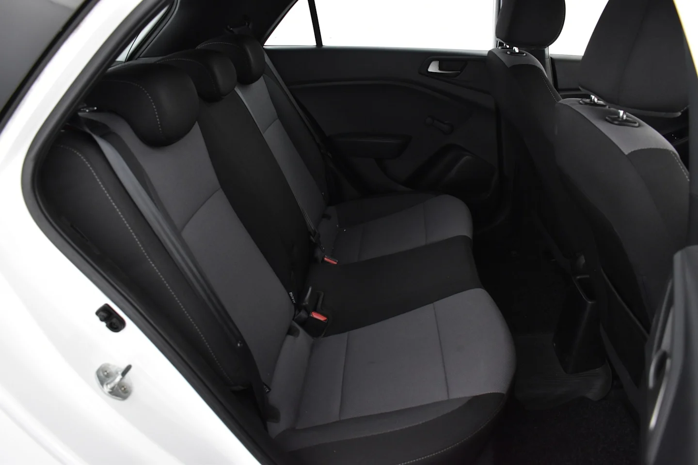 Car Image - 3L1OfCiLePzKxwrYpHSXgj