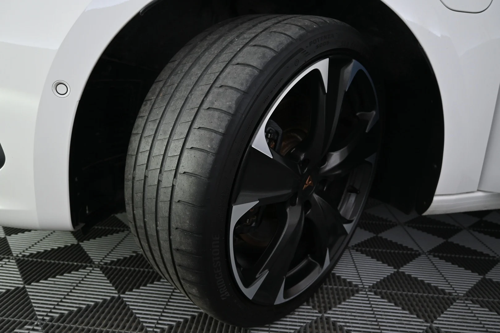 Car Image - 5K9mIfQ925ufVD0fpNlvmv