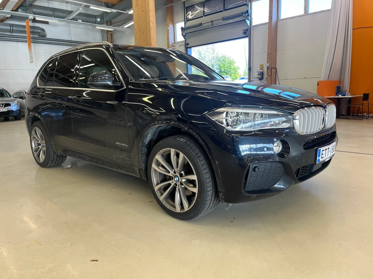 Car Image - 1zr83AZCK4sZMwEZuiBrmz