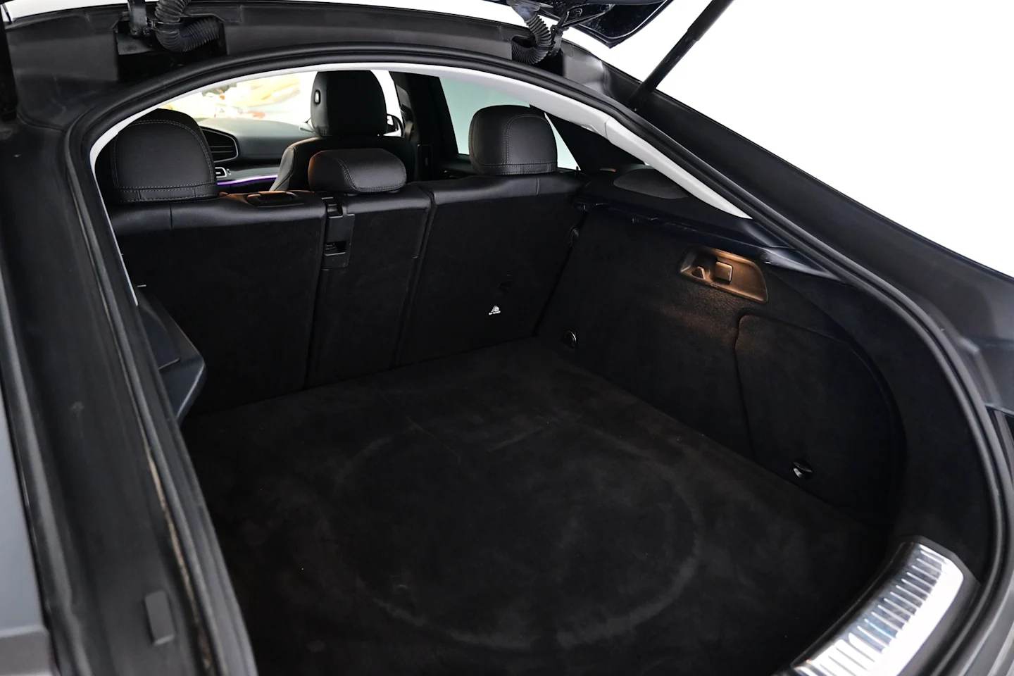 Car Image - 1vQPooi9DLOoBX9TilYhrc