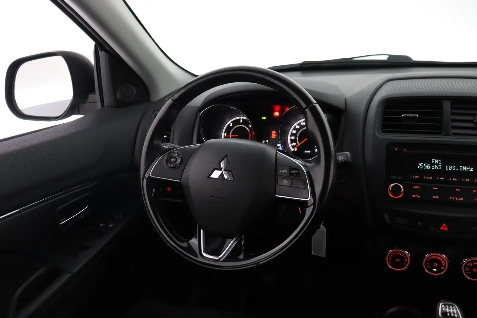 Car Image - G0R6qDSGzxASsr1DjJQzF