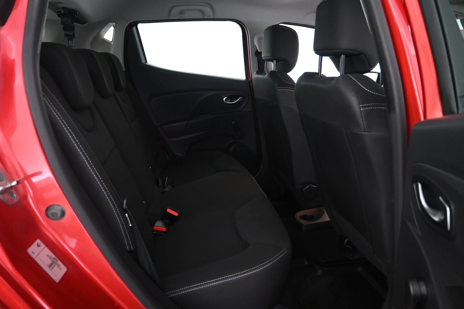 Car Image - 329kYn9MKd25m6SXagusnl