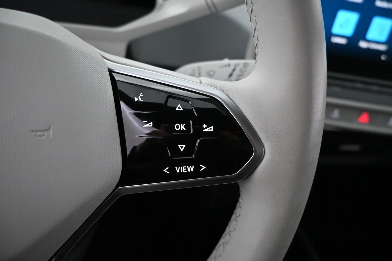 Car Image - 1tcPbAnDDrsOeZFNym52ZW