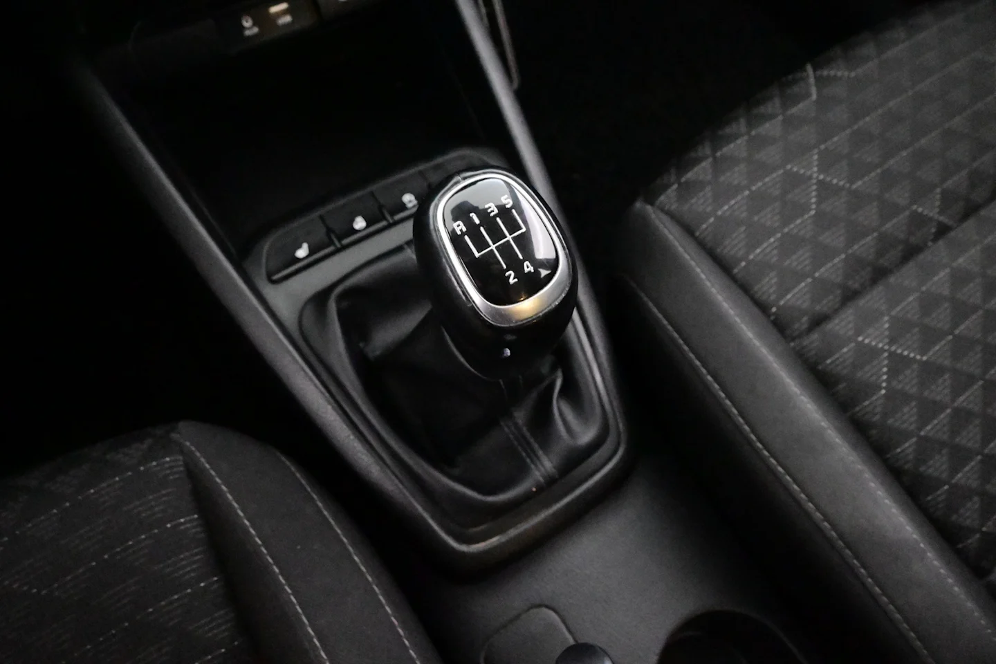 Car Image - 5UBscKeuTfZWGumxLLUOXI