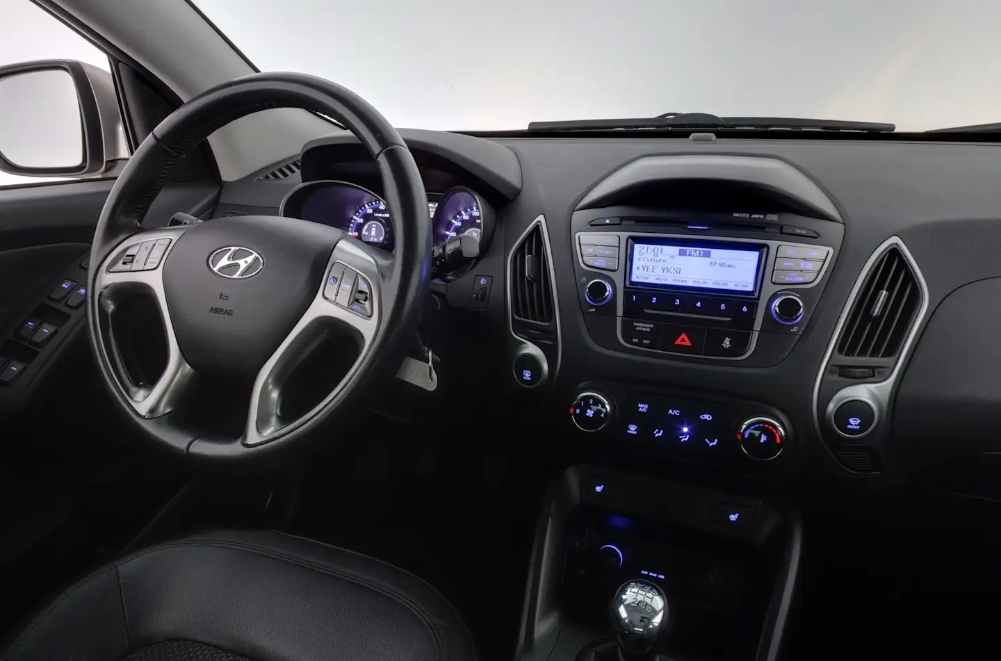 Car Image - 16QUKA8XfvrEdqsiJTGS4D