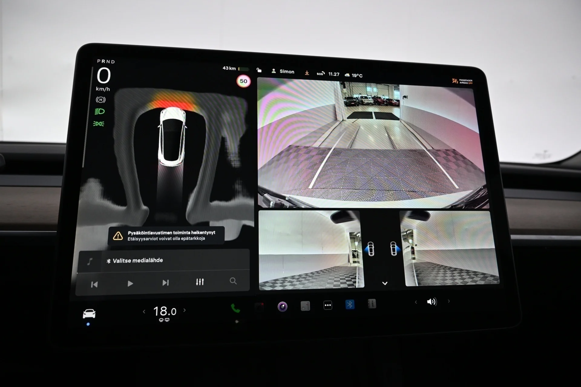 Car Image - 140MBpQPjLUu94iEeTkHE2