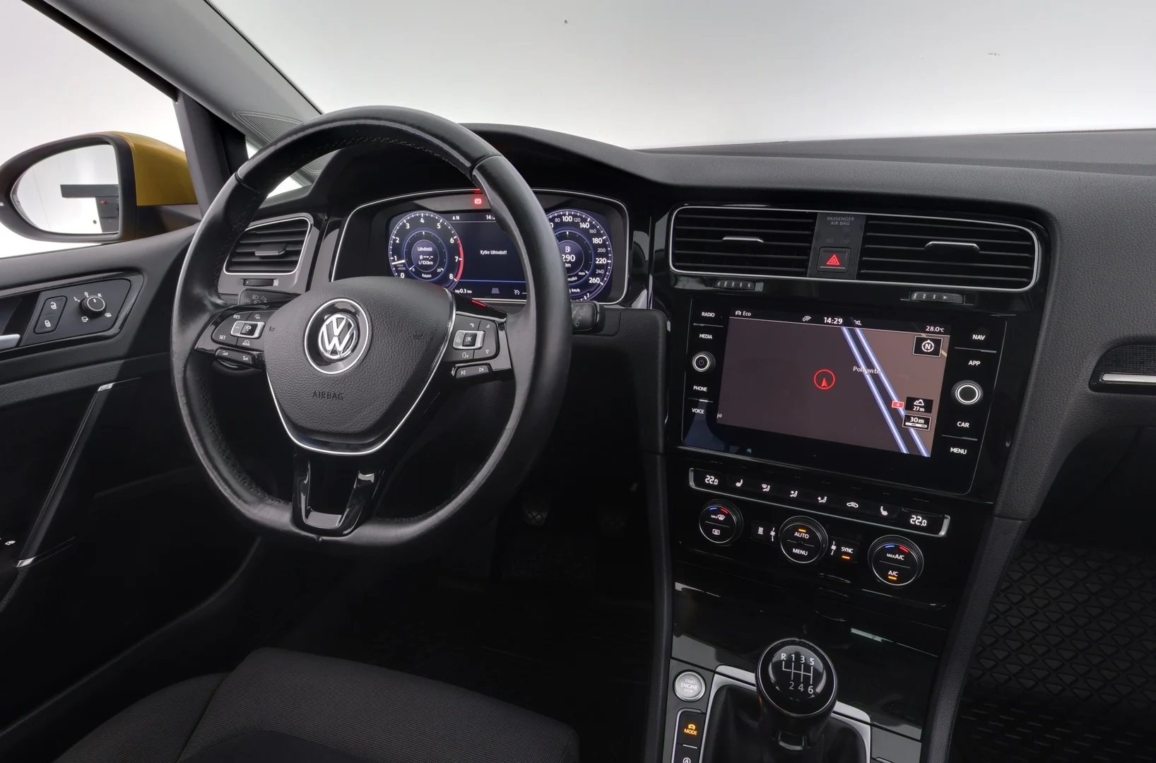 Car Image - 557P49LeIhLumif45Twjpz