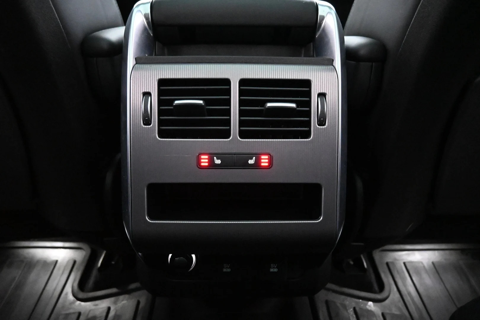 Car Image - 2rsAmmcc5fU2mnkgAfJT8Y